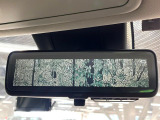 【デジタルインナーミラー】後席の大きな荷物や同乗者で後方が確認しづらい時でも安心!カメラが撮影した車両後方の映像をルームミラー内に表示。クリアな視界で状況の確認が可能です!