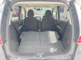 普段のお買い物や通勤、送迎等に十分な荷室スペースを確保しております。セカンドシートを倒すと、大きな荷物の積載も可能です♪