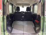 【トランク】積み込みやすくて、たっぷり積める荷室です。シートアレンジできるものは、乗車人数と荷物の量や大きさによってシートを動かすことができるので、より快適なドライブが可能です!