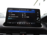フルセグテレビ搭載。USB入力、Bluetoothオーディオに対応しています。