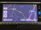 ナビゲーションはフルセグTV対応のGathers純正メモリーナビを搭載しています。Bluetoothオーディオ機能がありますので、スマートフォンなどの音楽も再生できます。