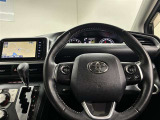 先進性と高級感あふれるコックピットを演出。誰がハンドルを握っても運転しやすい、開放的な視界が魅力です☆