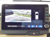 バックモニター付きで車庫入れもラクラク♪