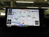 ナビゲーションももちろん装備。多彩な機能で快適ドライブをアシスト。オーディオ機能も充実していますね。