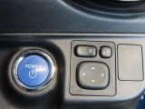 スマートキー装備車なので、キーを取り出さなくてもエンジン始動が可能です。