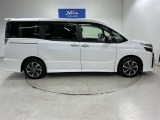 安心感のある力強い走り。静かな車内で家族とのおしゃべりが盛り上がります。