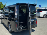 Hondaが自信を持ってお届けする認定中古車には「U-Select」と、更に厳しい条件をクリアしたワンランク上の「U-Select Premium」がございます。