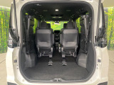普段のお買い物や通勤、送迎等に十分な荷室スペースを確保しております。セカンドシートを倒すと、大きな荷物の積載も可能です♪