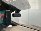 いくら安全運転をしていても、事故に巻き込まれることもあります。万が一の時に証拠として使える前後ドライブレコーダーがついてます♪