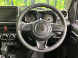 【純正革巻きステアリング】上質な革を使用することで、手にしっかり馴染みとても運転しやすいハンドルです♪