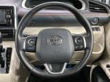 【純正革巻きステアリング】上質な革を使用することで、手にしっかり馴染みとても運転しやすいハンドルです♪