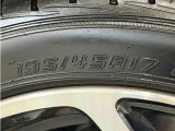 タイヤサイズは【195/45R17】