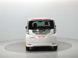 U-Carの販売だけでなく自動車保険、携帯電話の販売も行っております。