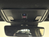 ■【緊急通報ボタン】緊急時に車内のボタンを押すとHonda Total Care緊急サポートセンターにつながります