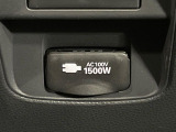 【1500Wアクセサリーコンセント】消費電力1500Wまでの家電が使えます。キャンプやスポーツ・アウトドアでのアクティビティはもちろん、災害・停電の際に大活躍♪
