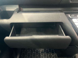 薄型のティッシュBOXなどが収納出来ます。小物入れとしても使えるので便利です。