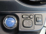 スマートキー装備車なので、キーを取り出さなくてもエンジン始動が可能です。