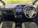 ヴォクシー 1.8 ハイブリッド ZS 煌III 