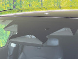 【アイサイトVer3】前方の車両等を検知し、衝突しそうな時は警報で注意を促し、ブレーキを踏む力をサポート。ブレーキを踏めなかった場合は衝突被害軽減ブレーキが作動、衝突回避をサポートします。