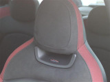 ◆LIBERALAは、輸入車選びの新たなスタイルを提案するインポート・セレクト・ブランドです。オーナー様となる方がクルマから直接感じる感性を第一にした、最良の一台との出会いをコーディネートいたします。