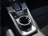 BOSE? サラウンドサウンドシステム  PORSCHE ロゴLEDドアカーテシーライト