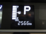 たとえばダイハツのお店にある、たくさんのスマアシ搭載車は、正常に作動する事をしっかり確認します。