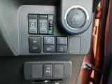 衝突軽減装置を装備!便利な両側電動スライドドア!死角の障害物を検知するクリアランスソナー!ボタン一つでエンジンスタート!などなど快適装備も満載!