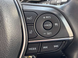 【レーダークルーズコントロール】前方の車両に合わせて加減速を自動制御するレーダークルーズコントロール。渋滞や高速道路での運転負担を軽減し、快適なドライブを提供します。