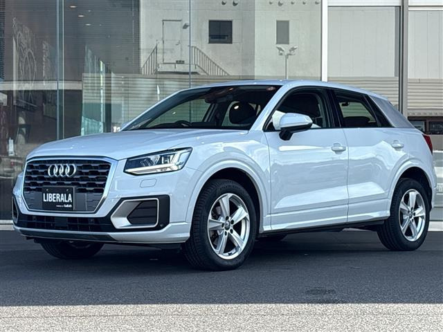 Q2 30 TFSI スポーツ 修復歴無し