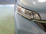 LEDヘッドライトは、点灯の瞬間から光量を発揮し、突然暗くなるトンネルなどでの安定感を高めます。