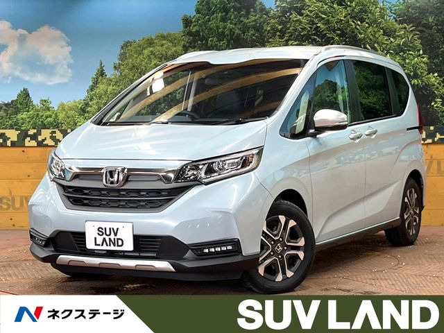 フリード 1.5 ハイブリッド クロスター