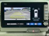 バックカメラも装備しております。車庫入れの苦手なお客様、もうご心配いりません。バックカメラがあれば、ぶつける心配無し?!重宝します!!