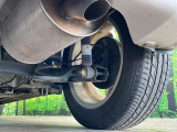 お車を安心してお乗りいただく為には、足回りの定期点検が欠かせません。サービスサポート(有償保証)では無料点検もご提供しており、安心のカーライフをお過ごしいただけるサポート体制が整っています。