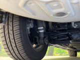 お車を安心してお乗りいただく為には、足回りの定期点検が欠かせません。サービスサポート(有償保証)では無料点検もご提供しており、安心のカーライフをお過ごしいただけるサポート体制が整っています。