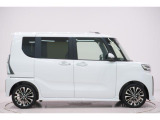 県内13店舗にて常時500台以上ダイハツ車を展示中です。見て、触って、納得のいく一台をぜひ見つけてください。