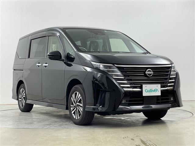 セレナ 2.0 ハイウェイスターV 4WD 4WD 修復歴無し