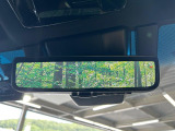 【デジタルインナーミラー】後席の大きな荷物や同乗者で後方が確認しづらい時でも安心!カメラが撮影した車両後方の映像をルームミラー内に表示。クリアな視界で状況の確認が可能です!