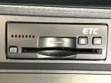 【ETC】高速道路の料金所をストレスなく通過!話題のスポットやサービスエリアに多い「スマートIC」利用時は必須のアイテムです。当店でセットアップを実施、ご納車当日からすぐにご利用いただけます!