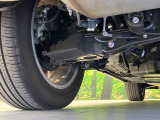 お車を安心してお乗りいただく為には、足回りの定期点検が欠かせません。サービスサポート(有償保証)では無料点検もご提供しており、安心のカーライフをお過ごしいただけるサポート体制が整っています。