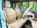 運転席シート廻りは使用感も少なく、良好な状態となっています。丁寧に使われていたことがよくわかりますね。