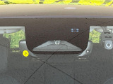 【ホンダセンシング】走行中に前方の車両等を認識し、衝突しそうな時は警報とブレーキで衝突回避と被害軽減をアシスト。より安全にドライブをお楽しみいただけます。