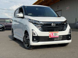 キッズスペースもございます♪お子様連れの方もごゆっくりとお車を見ていただけます☆