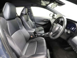 スタイリッシュな室内で運転もしやすいです♪使い勝手の良い配置も考えられています!!