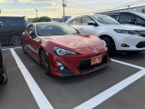 極限までこだわった仕入れで低価格を実現。低価格で良質なお車を全社総台数2,000台以上の在庫からお選びいただけます。営業時間 10:00〜19:00いざというときに頼れる最長3年の長期保証もご用意しております。困