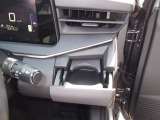運転席のカップホルダー