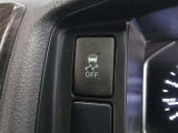 VSC(滑りやすい路面での横滑りを抑え車両の安定性を保つための機能)搭載ですが、雪道などから脱出する時はOFFすると脱出しやすくなる場合があります