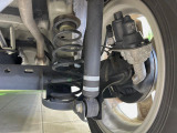 お車を安心してお乗りいただく為には、足回りの定期点検が欠かせません。サービスサポート(有償保証)では無料点検もご提供しており、安心のカーライフをお過ごしいただけるサポート体制が整っています。