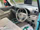 納車前にはプロのメカニックが点検、整備を行いますので安心してお乗り頂けます!!