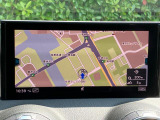 アウディのナビゲーションシステム『MMI(マルチメディアインターフェイス)』 ナビ・オーディオ・車両設定等すべての機能を司どっています。