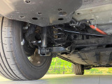 お車を安心してお乗りいただく為には、足回りの定期点検が欠かせません。サービスサポート(有償保証)では無料点検もご提供しており、安心のカーライフをお過ごしいただけるサポート体制が整っています。